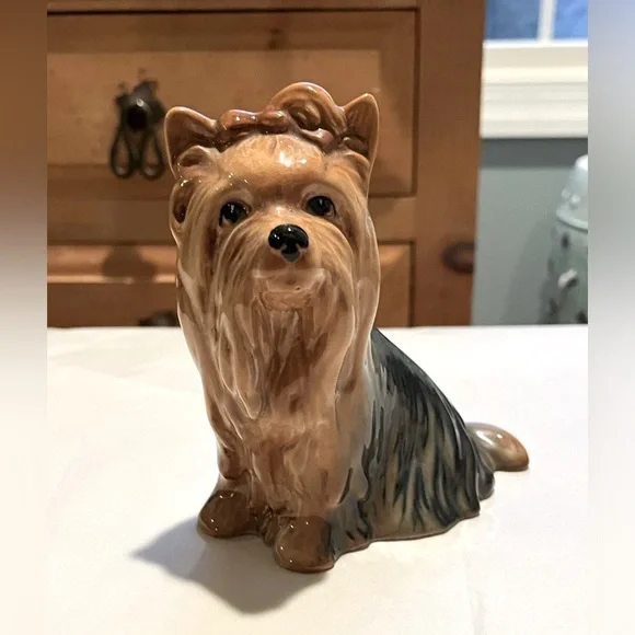 Vintage Sylvac Yorkshire Terrier Figurine 5027 Made in England - Picture 1 of 10